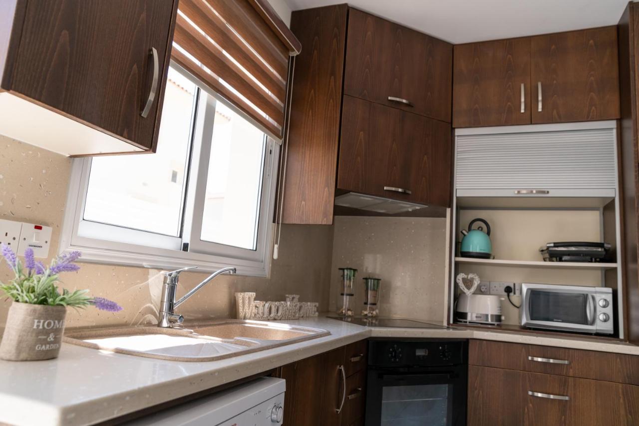Dafni Villa Ekaterina 3 bdrm Protaras Dış mekan fotoğraf