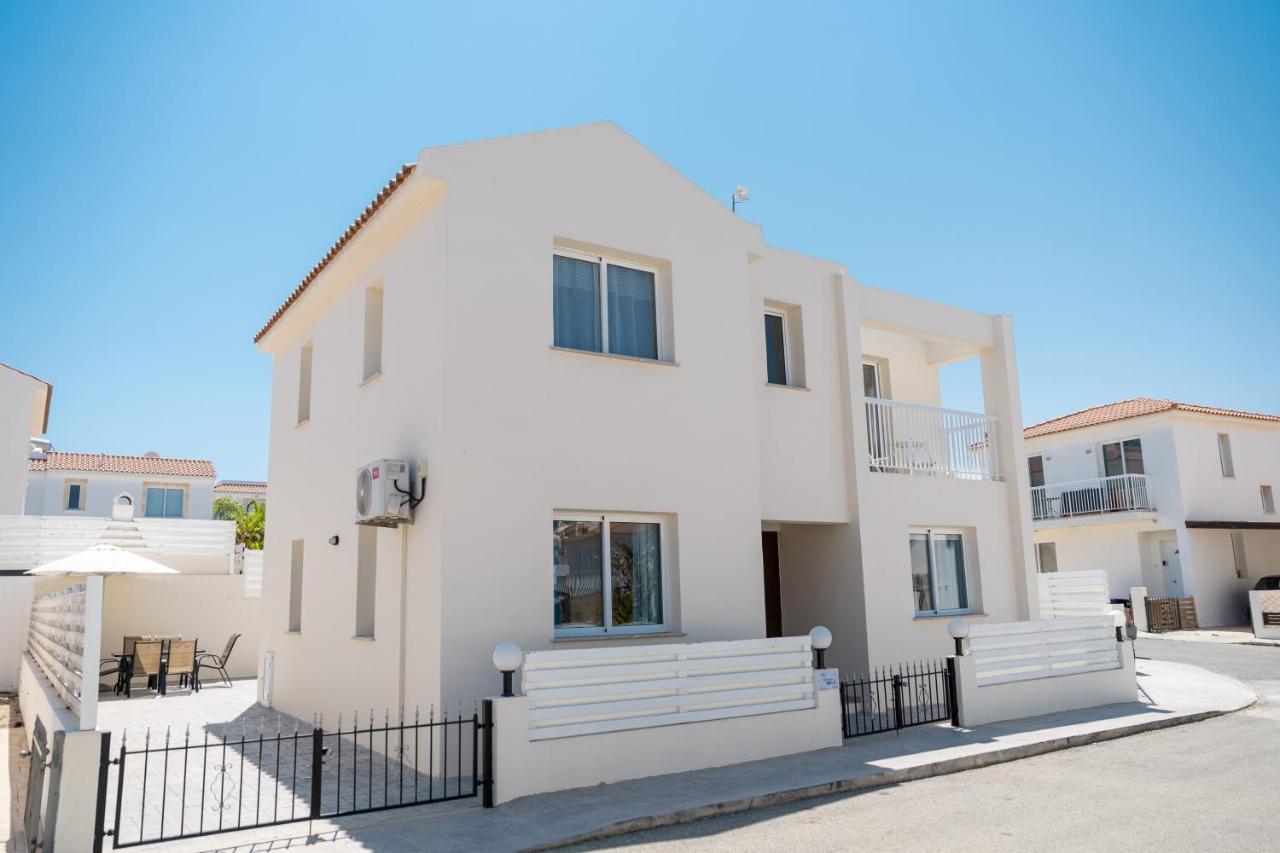 Dafni Villa Ekaterina 3 bdrm Protaras Dış mekan fotoğraf